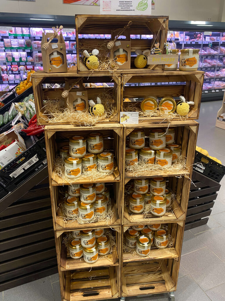 honigverkaufsregal